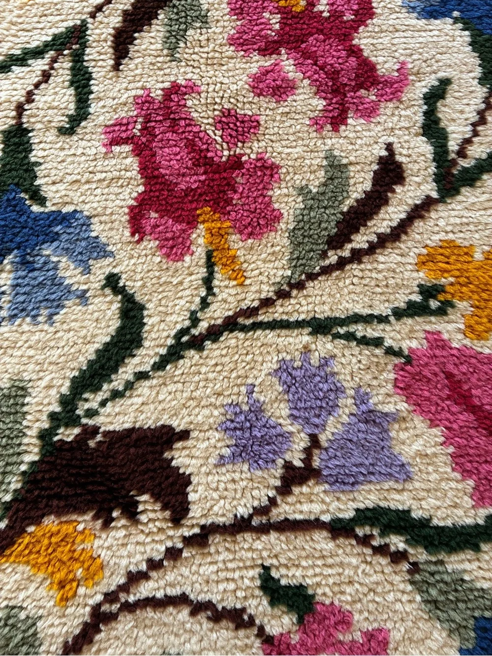 Vintage wool hook Floral Cream Area Rug Runner - Pink Blue Green Floral Design